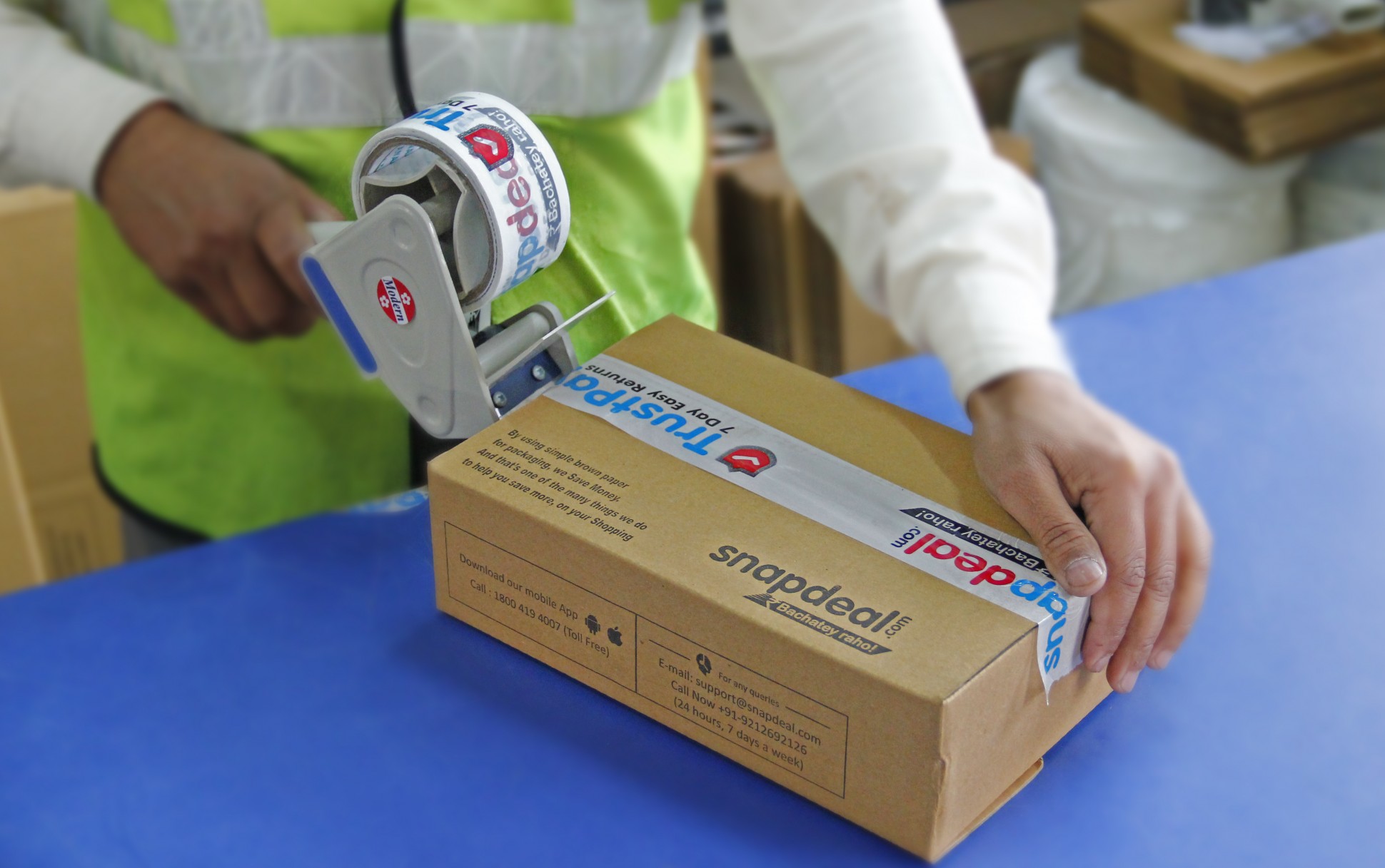 Snapdeal brings products to you at  lightening speed